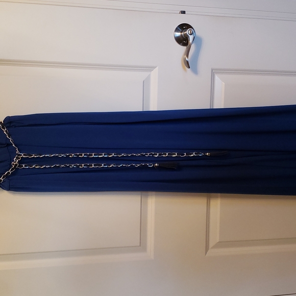 Jumpsuit - Picture 3 of 4